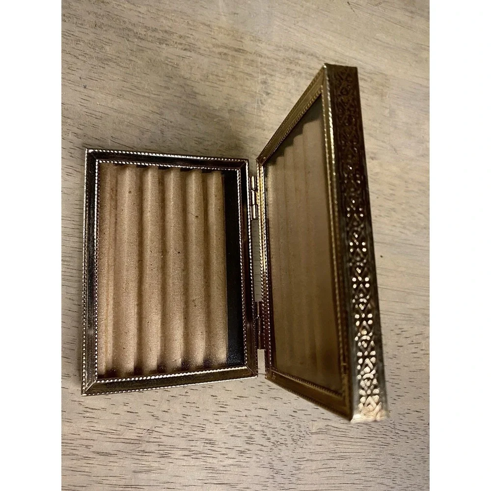 Vintage‎ Hinged Bifold Picture Frame 2.5 x 3.75 Gold Tone Brass Ornate